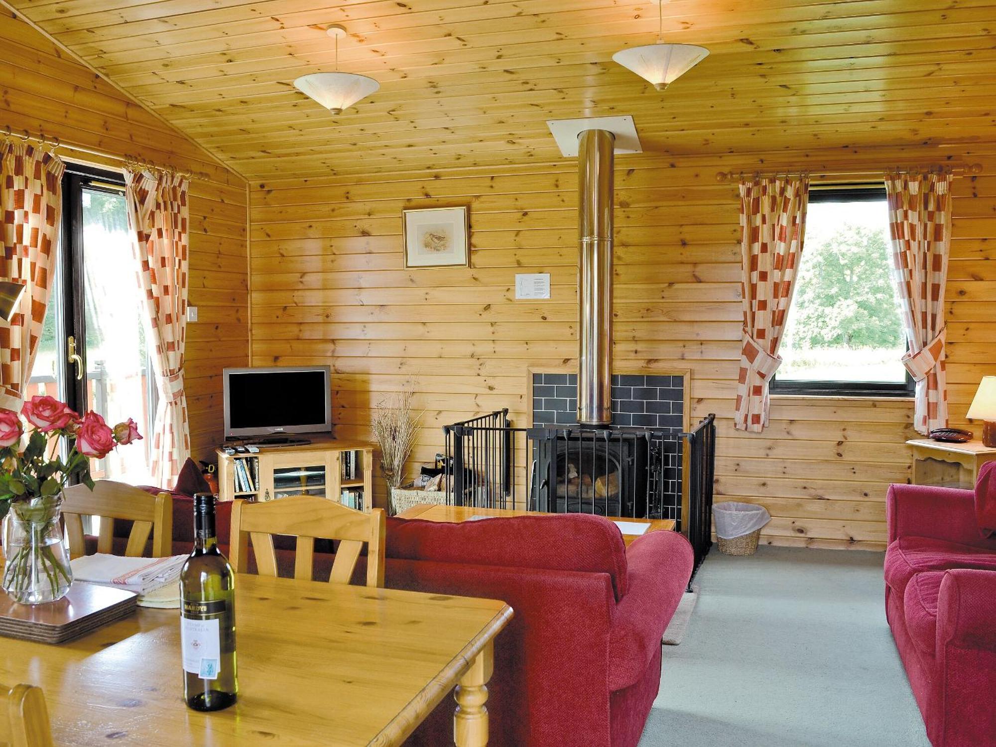 Larch Cottage - S4428 Kirkton of Glenisla المظهر الخارجي الصورة