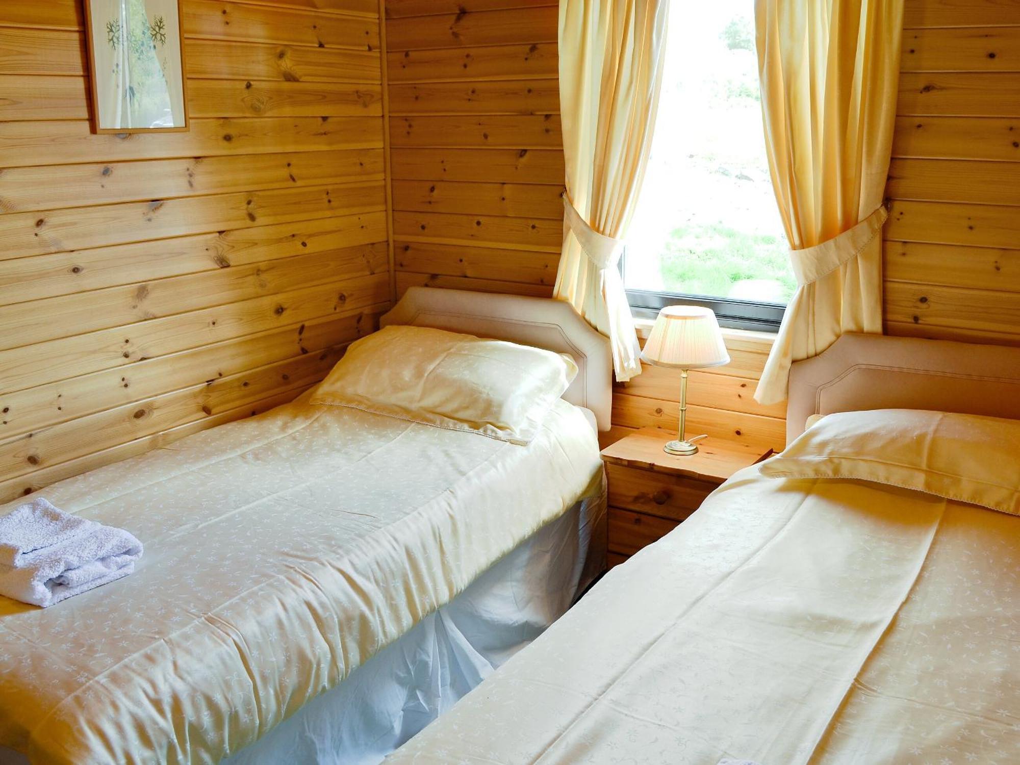 Larch Cottage - S4428 Kirkton of Glenisla المظهر الخارجي الصورة